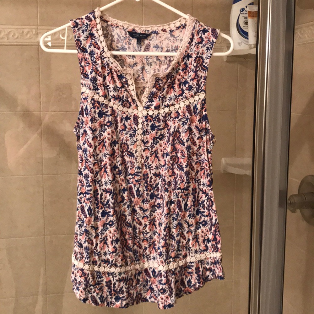 Lucky brand top